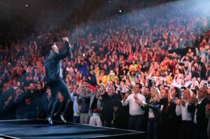 TARKAN KONSER